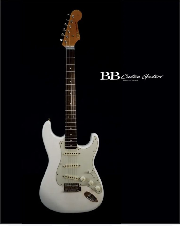 Bb Custom Guitars( con Mark Foleys) - CHOLLAZO !!! 1100 euros de segunda mano · Foto 1 de 10 · Madrid