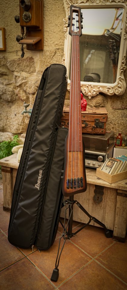 Bajo Ibanez UB805-MOB Contrabajo Eléctrico 5 strings babybass de segunda mano · Foto 10 de 10 · Pontevedra · 860 €