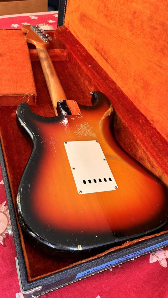 Fender Stratocaster 1965/66 de segunda mano · Foto 4 de 10 · Barcelona · 16000 €