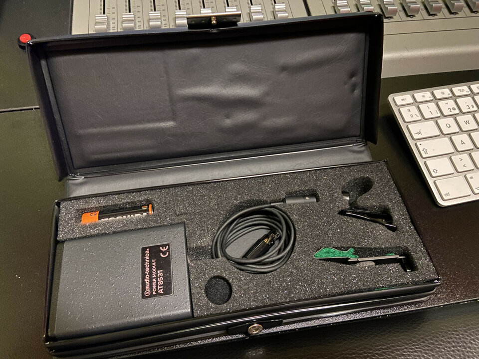 Micrófonos lavalier audio technica at 831b