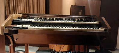 Órgano Hammond CV