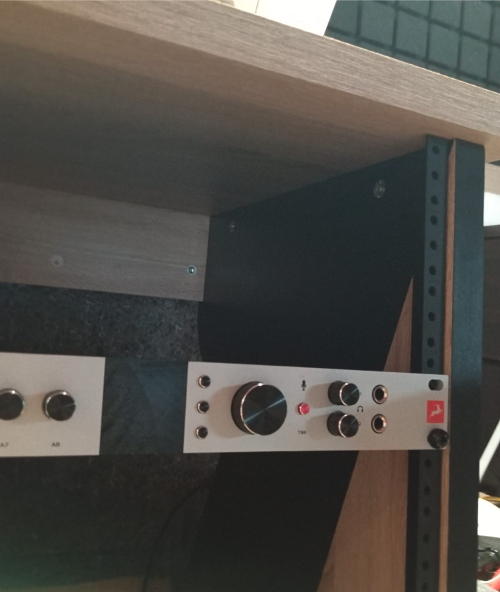 Antelope Discrete 8 Synergy Core