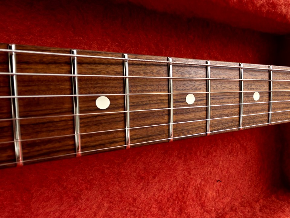 Fender Stevie Ray Vaughan Signature Stratocaster 1997 de segunda mano · Foto 7 de 10 · Alicante