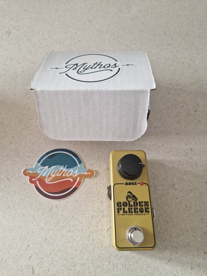 Mythos Golden Fleece de segunda mano · Foto 1 de 2 · Madrid · 110 €