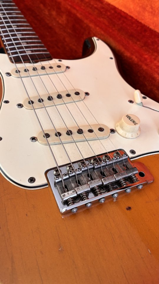 Fender Stratocaster 1965/66 de segunda mano · Foto 6 de 10 · Barcelona · 16000 €