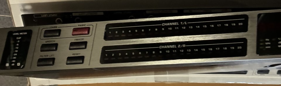 Behringer FBQ2496 feedback destroyer de segunda mano · Foto 4 de 8 · Madrid · 90 €