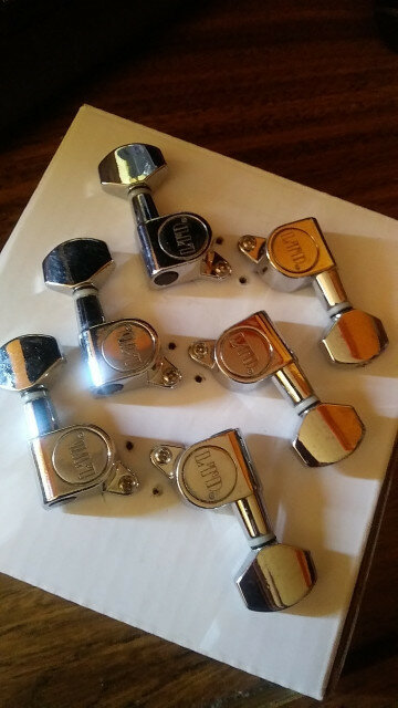 Venta / Cambio ... Material variado.