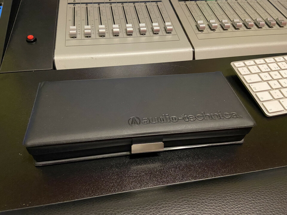 Micrófonos lavalier audio technica at 831b