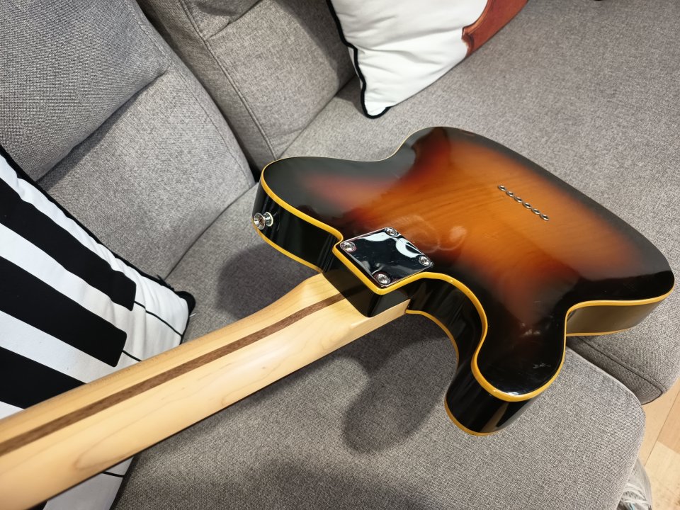 Tele (American - Japanese)