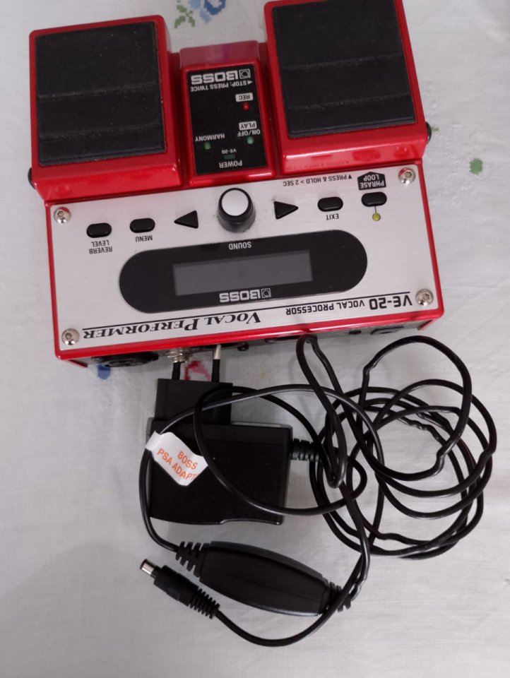Boss VE-20 Vocal Performer | Full Set: Caja y Fuente Original de segunda mano · Foto 4 de 4 · Sevilla · 190 €