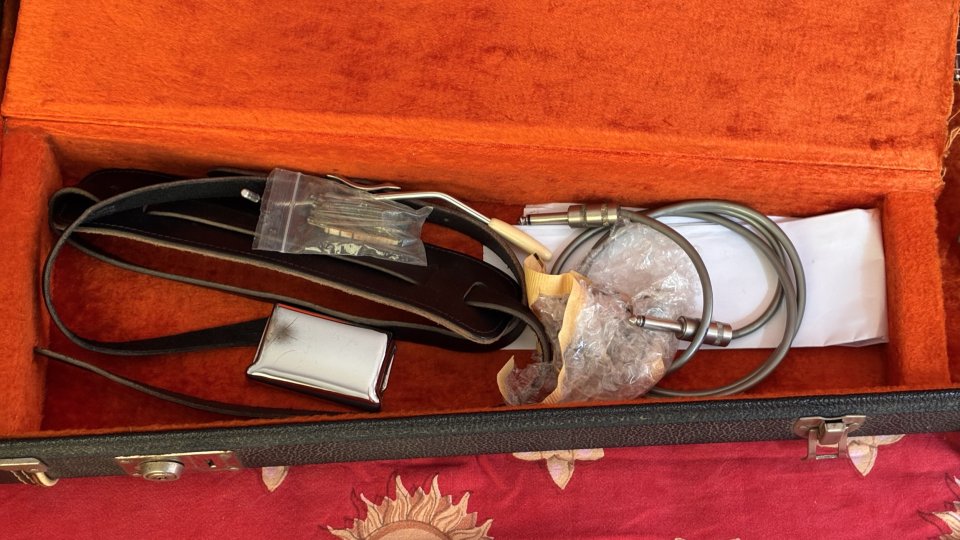 Fender Stratocaster 1965/66 de segunda mano · Foto 7 de 10 · Barcelona · 16000 €