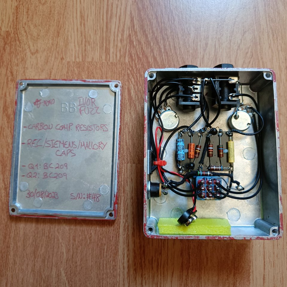 Memory Lane Electronics - Ivor Fuzz (Silicon Fuzz Face NOS BC209) de segunda mano · Foto 2 de 7 · Málaga · 160 €