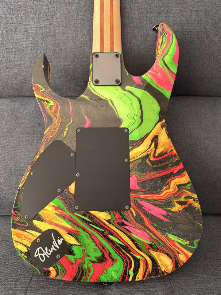 Ibanez UV77RE-MC Steve Vai Signature Universe Reissue 2010 - Multi-Color