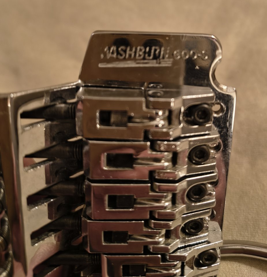 Puente Lic.Floyd Rose Takeuchi Washburn 600-S. ENVIO INCLUIDO