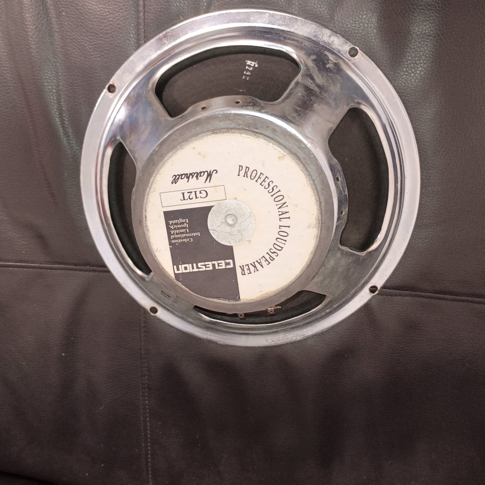 Altavoz celestion G12T75 Marshall de segunda mano · Foto 4 de 6 · Málaga · 70 €