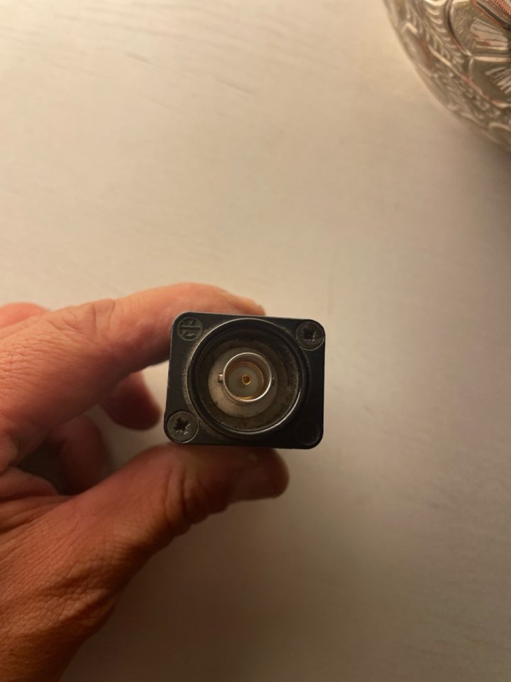 Conversor Neutrik XLR - SDI de segunda mano · Foto 2 de 4 · Barcelona · 35 €