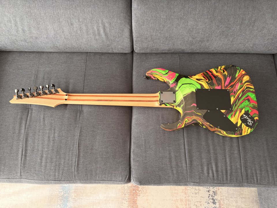 Ibanez UV77RE-MC Steve Vai Signature Universe Reissue 2010 - Multi-Color