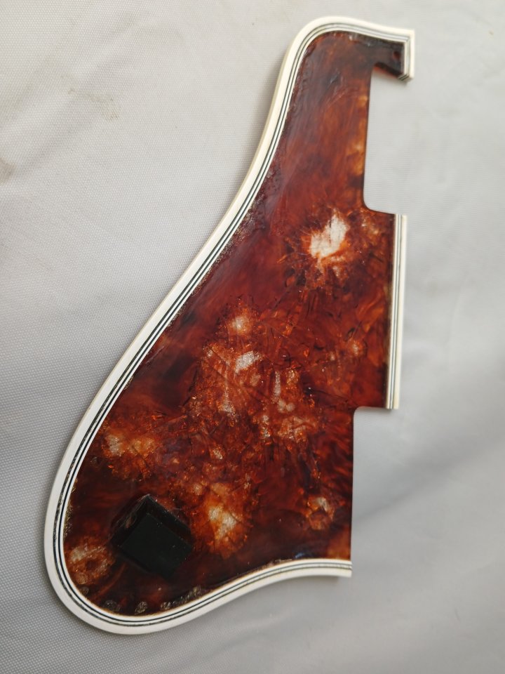 Pickguard Gibson Es-355 Lucille 1995 de segunda mano · Foto 2 de 4 · Jaén