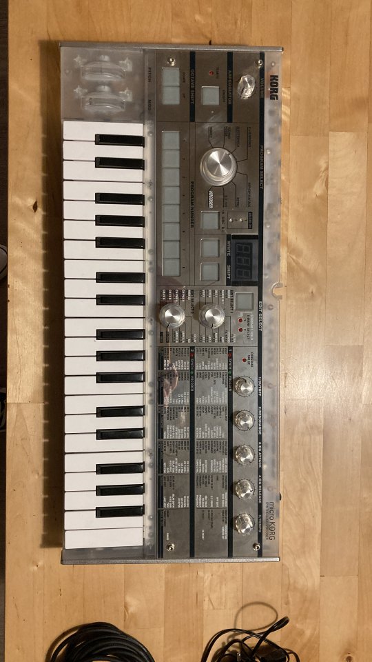 sintetizador korg-microkorg crystal