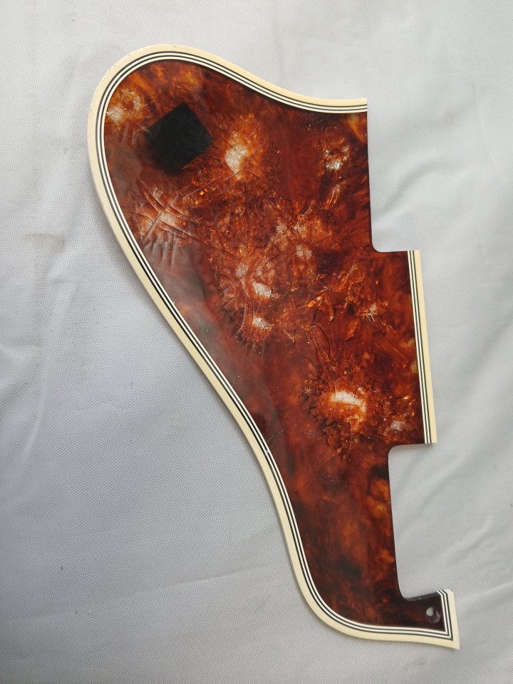 Pickguard Gibson Es-355 Lucille 1995 de segunda mano · Foto 3 de 4 · Jaén