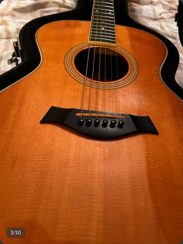 Guitarra acustica Taylor GC3 / U.S.A. 2009 de segunda mano · Foto 3 de 10 · Madrid · 1300 €