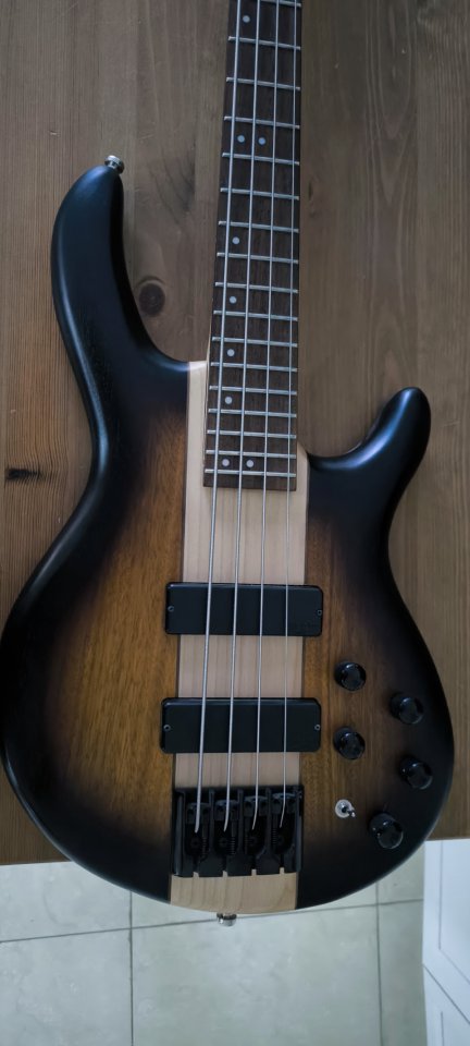 Vendo Cort C4 Plus ZBMH de segunda mano · Foto 3 de 8 · Zaragoza · 425 €