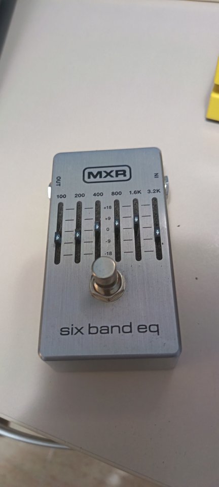 MXR Six Band EQ Pedal de segunda mano · Foto 1 de 2 · Barcelona · 80 €