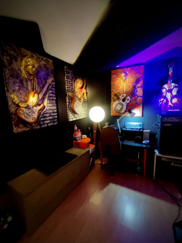 Se alquila local de ensayo en Coslada, junto estacion RENFE.