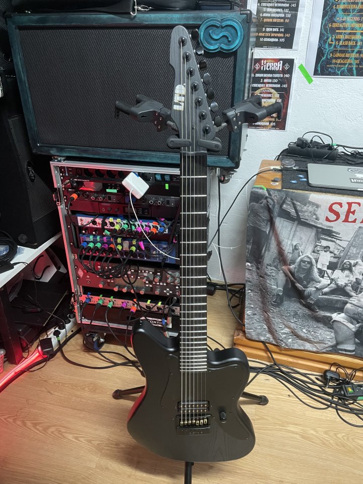 Vendo ESP/LTD AW-XJ7B ET (Alex Whitechapel) 7 cuerdas