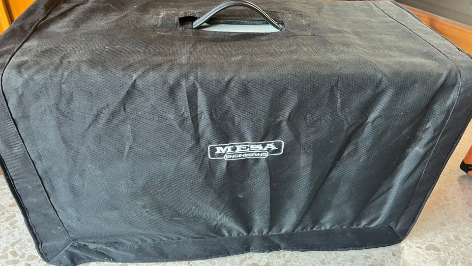 EVH 212st cab 60w blanca a 16 ohm de segunda mano · Foto 6 de 6 · Cádiz · 300 €