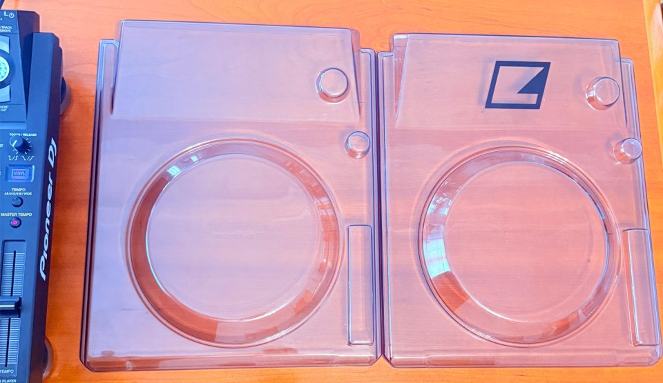 2 Pioneer XDJ-1000MK2 + 2 Decksaver de regalo de segunda mano · Foto 4 de 5 · Cantabria · 2100 €