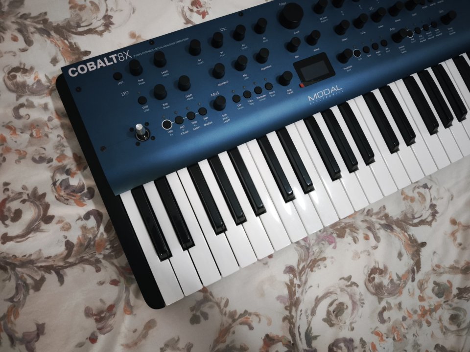 Modal Cobalt8X de segunda mano · Foto 2 de 7 · Pontevedra · 550 €
