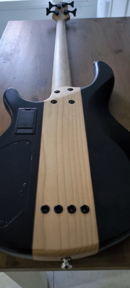 Vendo Cort C4 Plus ZBMH de segunda mano · Foto 7 de 8 · Zaragoza · 425 €