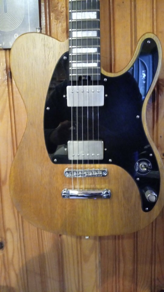 Charvel Joe Duplantier Pro Mod San Dimas Style 2 HH de segunda mano · Foto 6 de 6 · Pontevedra · 670 €