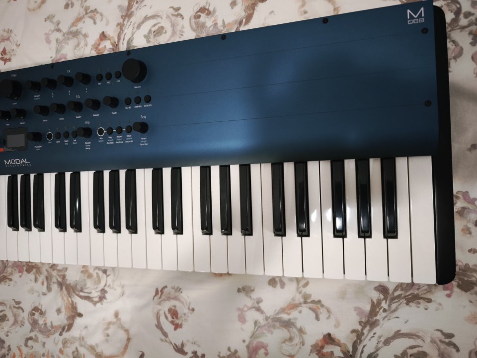 Modal Cobalt8X de segunda mano · Foto 3 de 7 · Pontevedra · 550 €