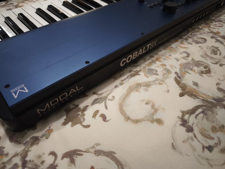 Modal Cobalt8X de segunda mano · Foto 4 de 7 · Pontevedra · 550 €