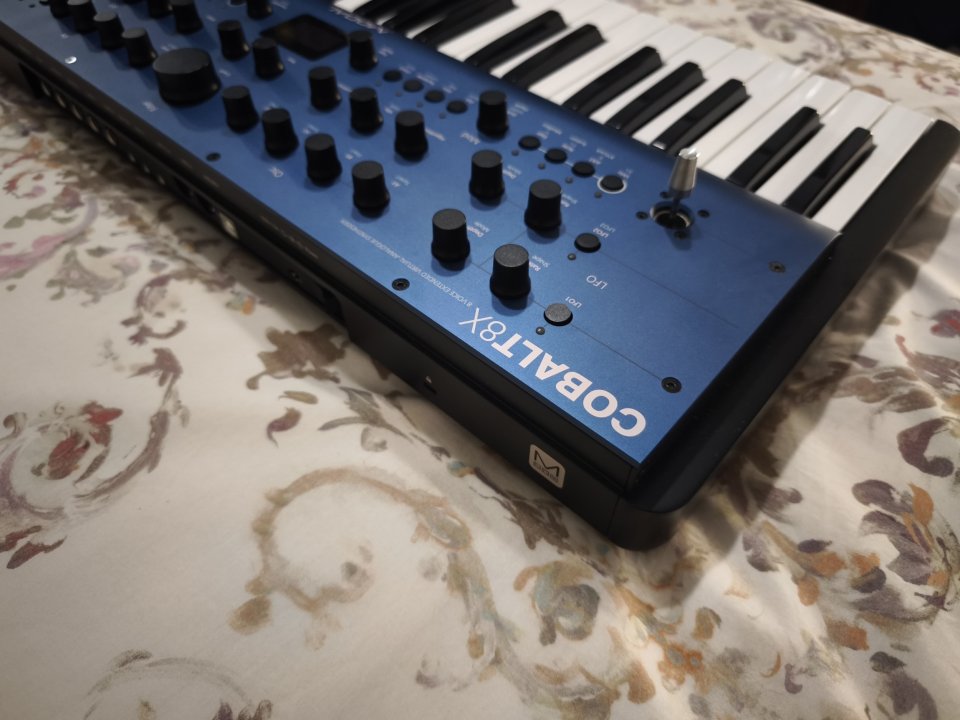 Modal Cobalt8X de segunda mano · Foto 5 de 7 · Pontevedra · 550 €