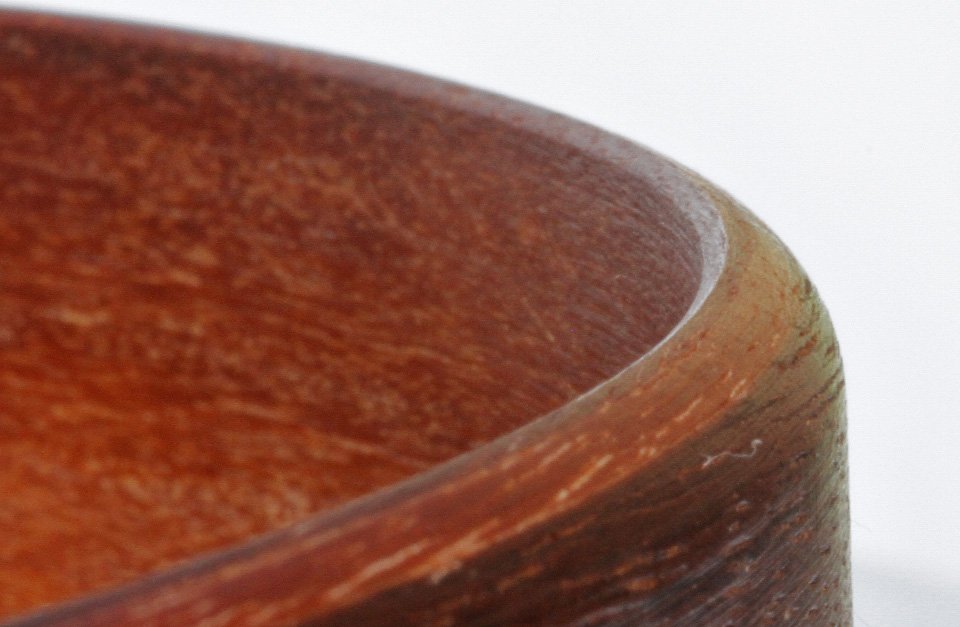 Caja de 14"x7" con casco de caoba africana 100% y aros die cast de segunda mano · Foto 10 de 10 · Segovia · 300 €