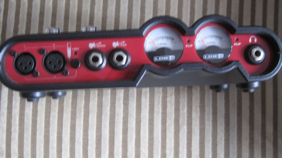 Interfaz de Audio Line 6 Toneport UX2