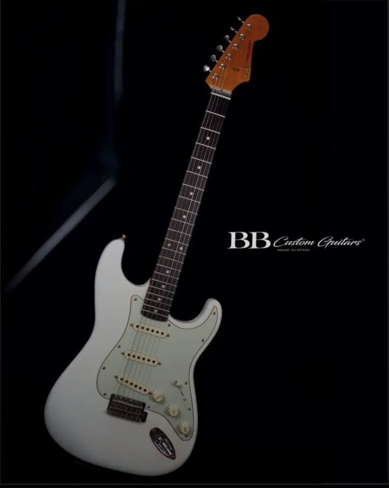 Bb Custom Guitars( con Mark Foleys) - CHOLLAZO !!! 1100 euros de segunda mano · Foto 3 de 10 · Madrid