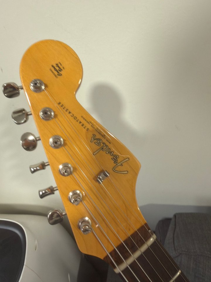 Vendo Fender usa vintage 61 II de segunda mano · Foto 6 de 8 · Barcelona · 1900 €
