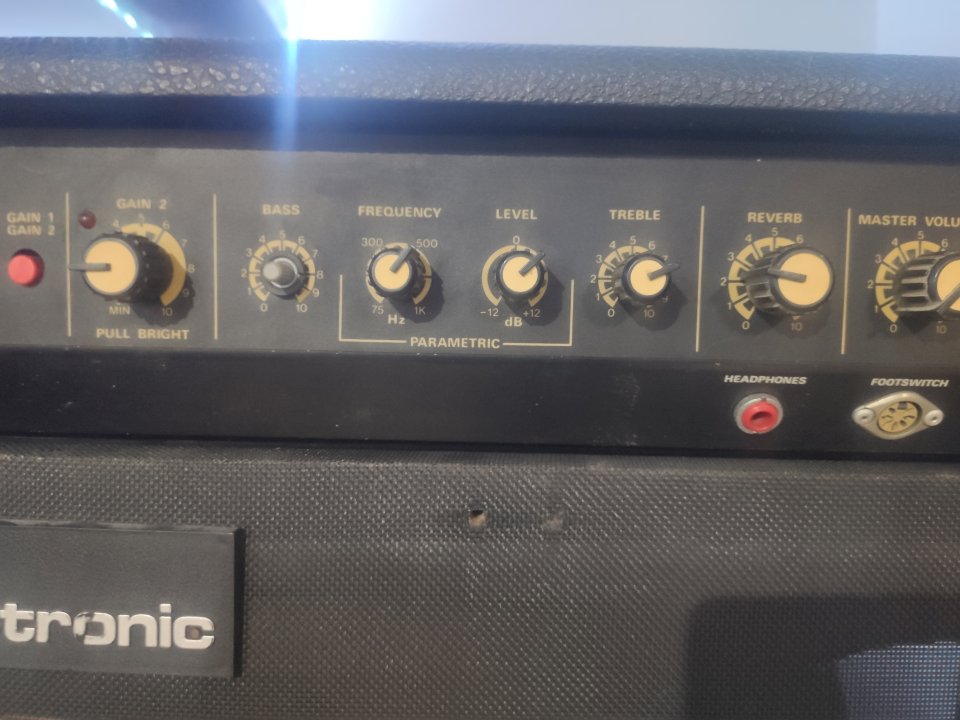 Amplificador HH Electronic años 70