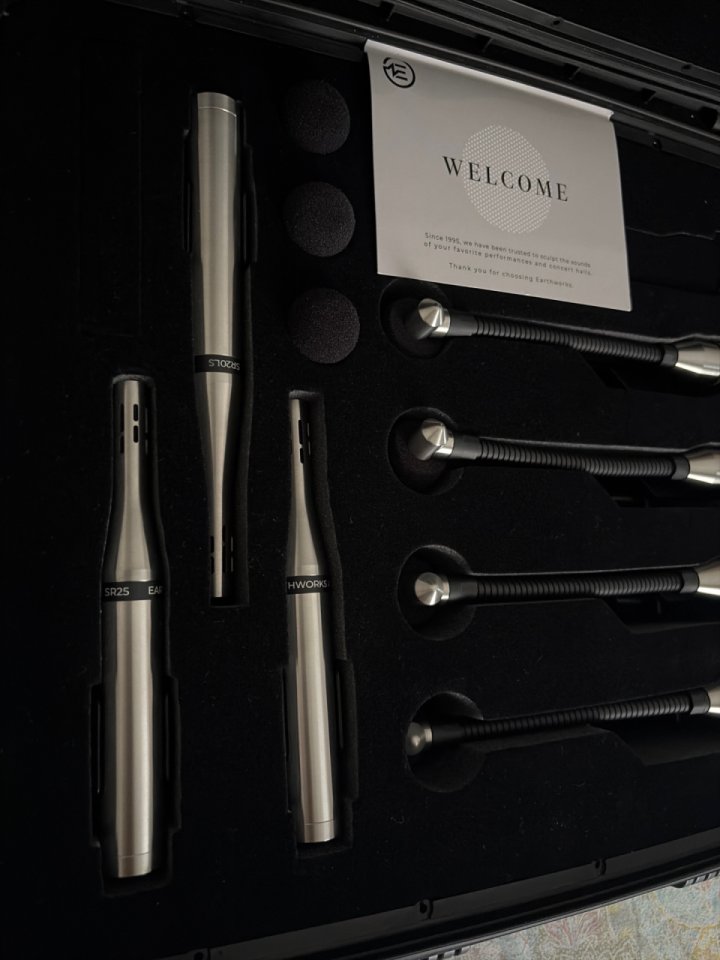 Earthworks DK7 Drum Microphone Kit (Set de 7 Micrófonos) de segunda mano · Foto 2 de 3 · Barcelona · 2359 €