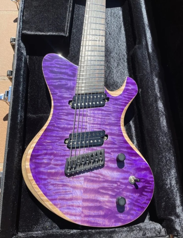 Mora Guitars 8 cuerdas