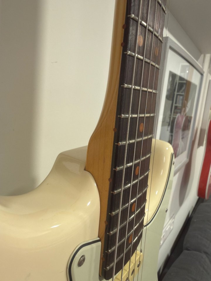 Vendo Fender usa vintage 61 II de segunda mano · Foto 8 de 8 · Barcelona · 1900 €