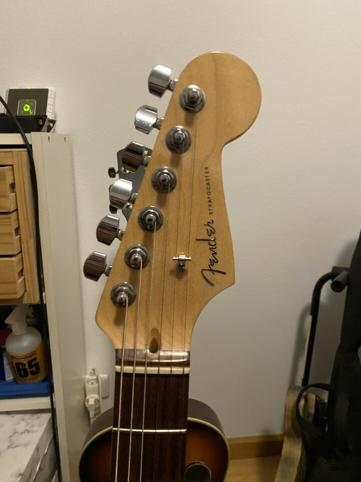 Stratocaster deluxe 2009 NUEVO PRECIO