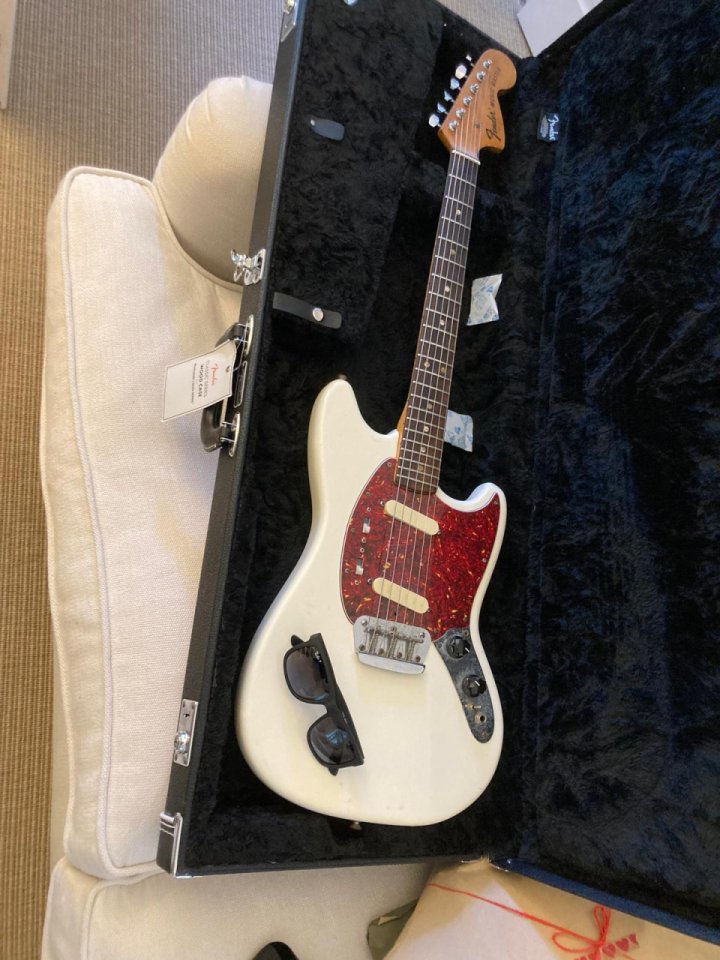 Fender Mustang USA - Musicmaster modificada 1973