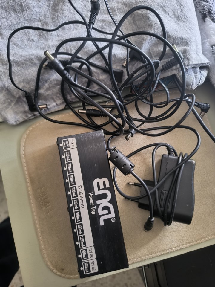 Fuente alimentación ENGL de segunda mano · Foto 2 de 4 · Cádiz · 45 €