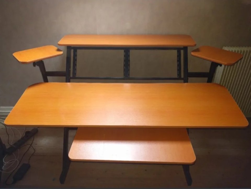 Mesa de Estudio FAME W-201 de segunda mano · Foto 1 de 2 · Lugo · 250 €