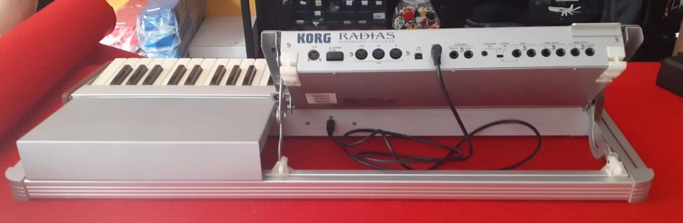Korg Radias Teclado Sintetizador de segunda mano · Foto 6 de 6 · Girona · 990 €
